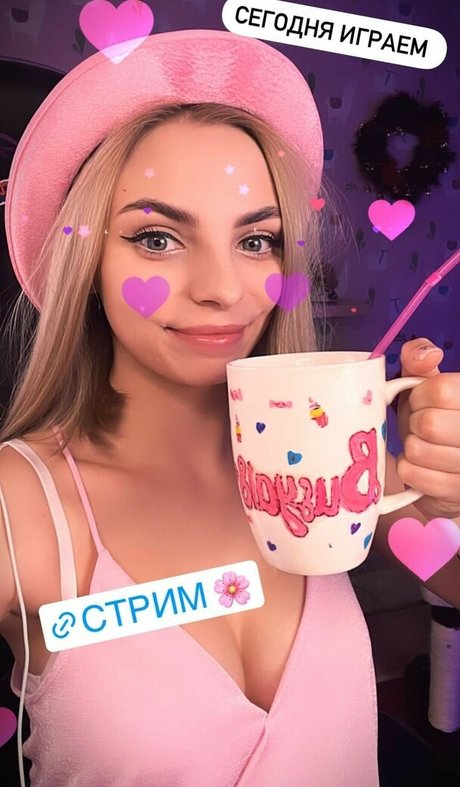 busya18plus exklusive erotische galerien