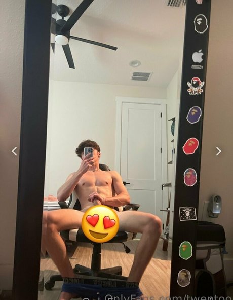 twentoofree nackte archiv