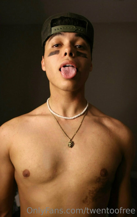 twentoofree nackt schöne bild