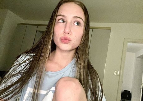 asiatische schlampe onlyfans hd freie foto