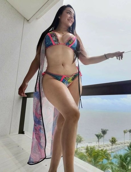 Gaby Illescas sexy porno fotos