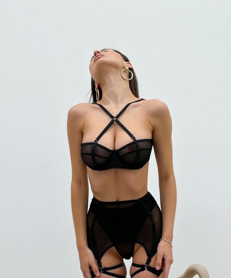 augenbinde onlyfans perfekte erwachsene foto