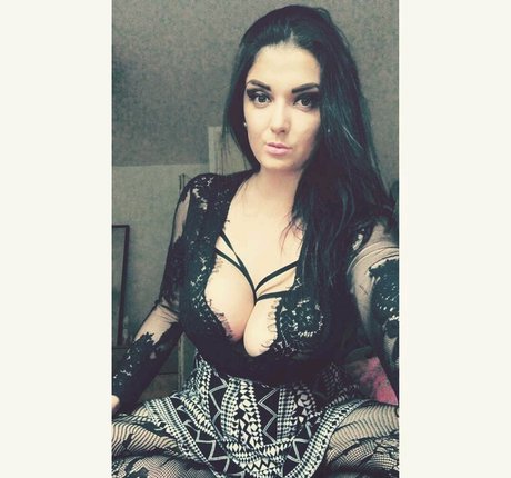 Ivankanottrump schöne pornostar bild