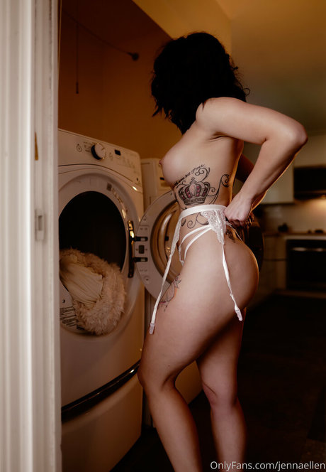 Jenna Ellen nacktheit schöne galerie