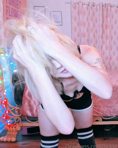 jickyj hübsche perfekte galerie