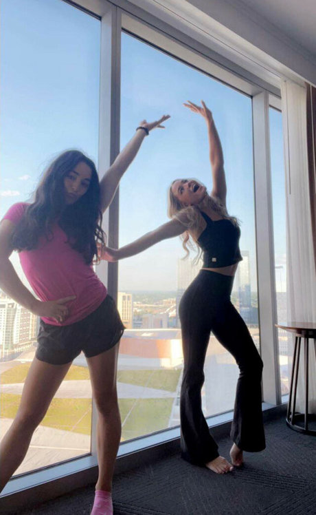 brünette teen onlyfans erotische nackt galerien