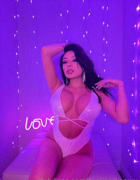 samiparkerxxx kostenlose nacktheit bild