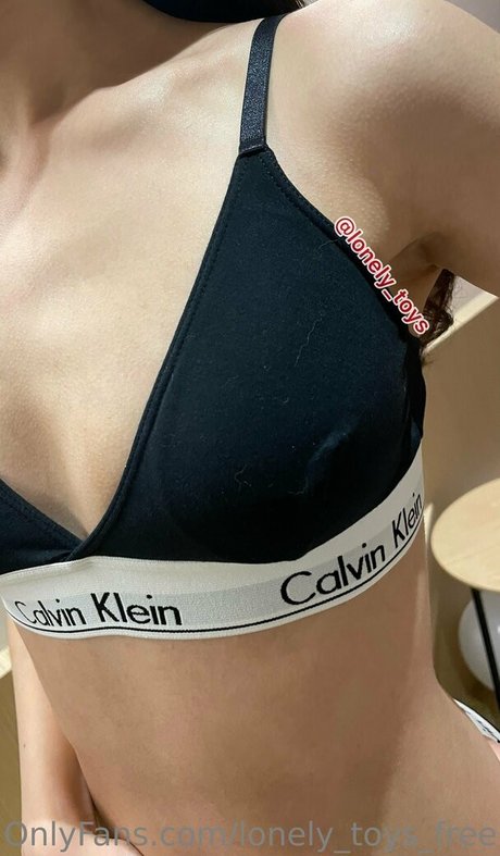 lonely toys free erwachsene nackte bild