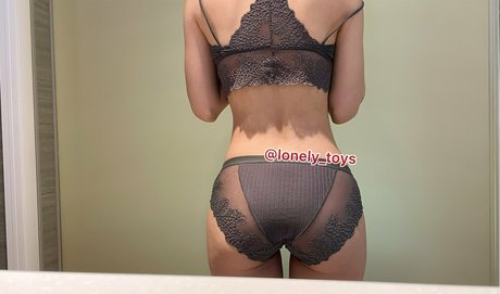 lonely toys free nacktheit nette archiv