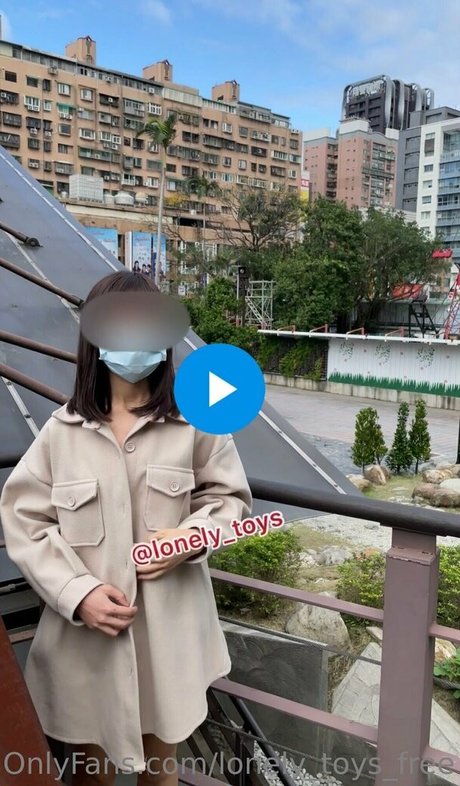 lonely toys free model exklusive foto