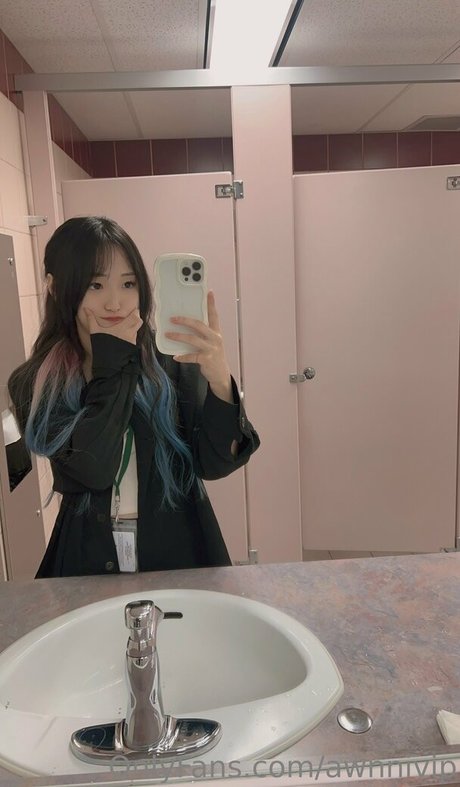 awnnivip nacktheit freie bilder