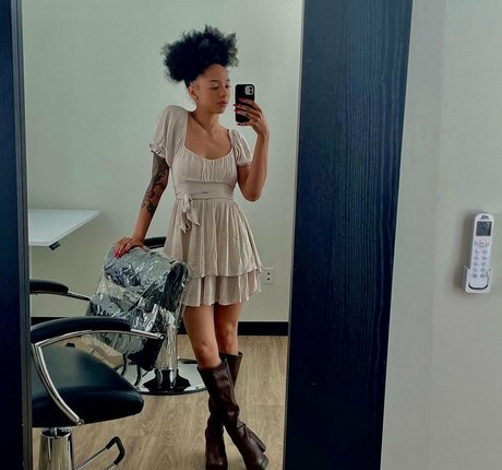 Amala Ekpunobi heiße hd bilder