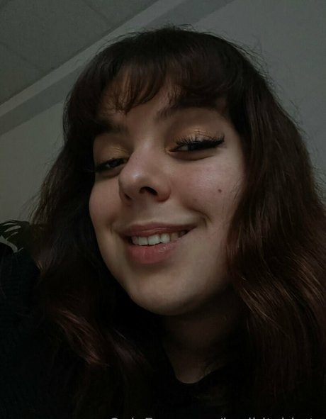 badbitchkaty erwachsene kunst galerie