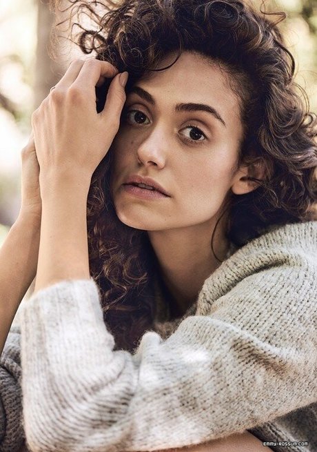 Emmy Rossum erotische akt galerien