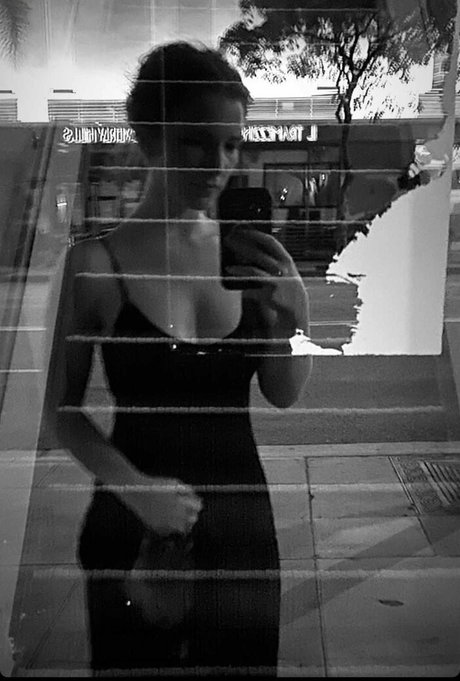 Annalise Basso nackt xxx bilder