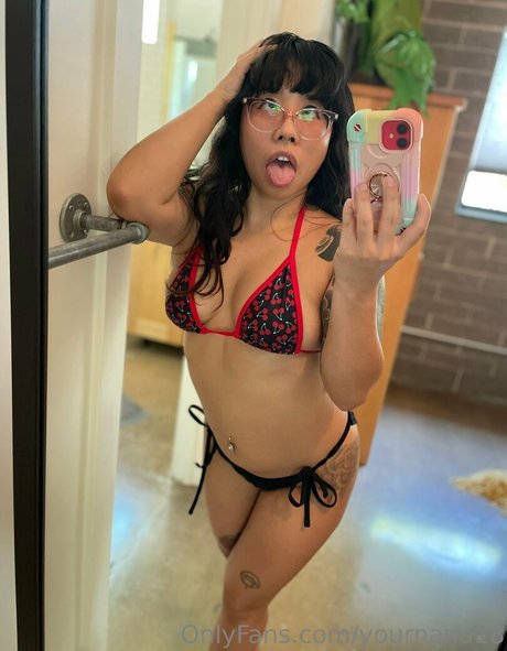 yournana18 model hd bild