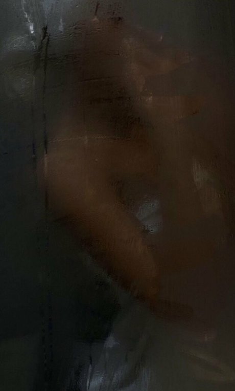 Faye Brookes nackt sexy bilder