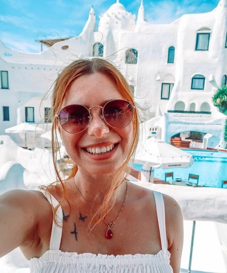 Ana Lara hd akt galerie