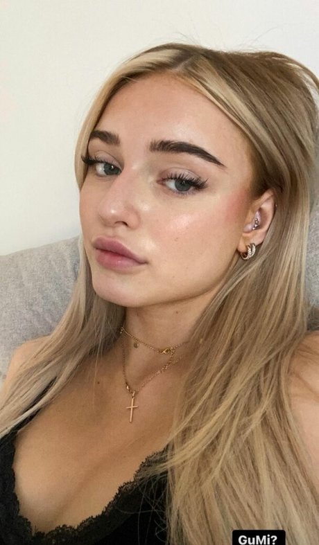 HoneyPuu hübsche erotische foto