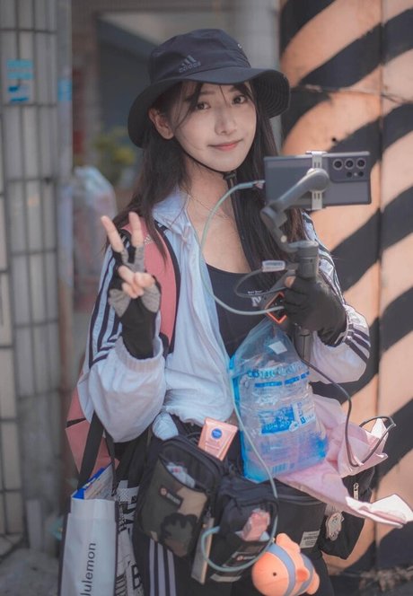 jinnytty top kunst galerie