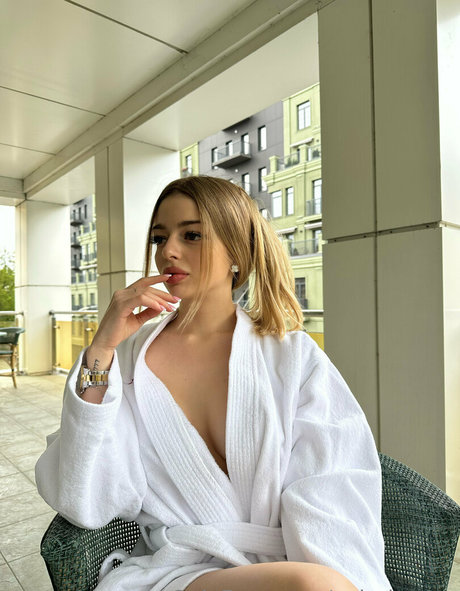 valeriya ya hübsche xxx galerie