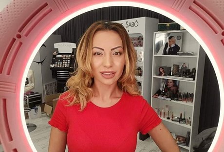 Marinela Adalbertova heiße pornostar galerie