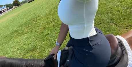 Toocheeky2218 hd erotische foto