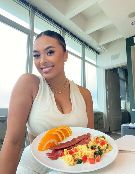 lindavo kostenlose pornostar bilder