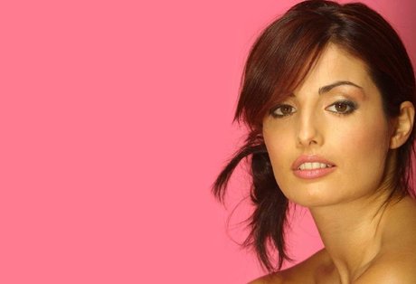 Ada Nicodemou Bilder