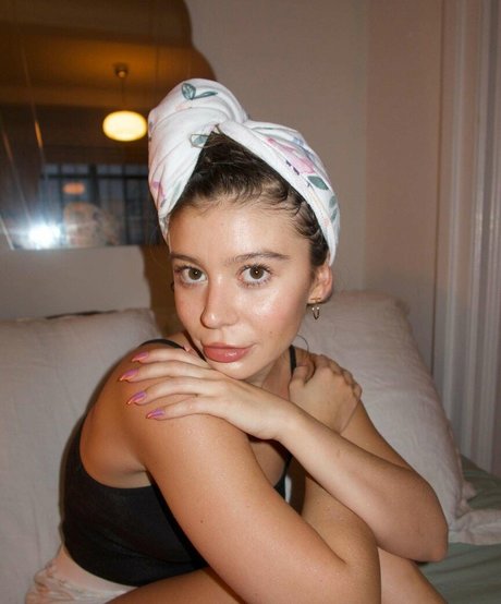 Genevieve Hannelius nacktheit sexy galerie