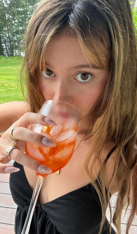 Genevieve Hannelius schöne pornografische galerie