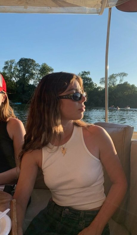 Genevieve Hannelius porno archiv