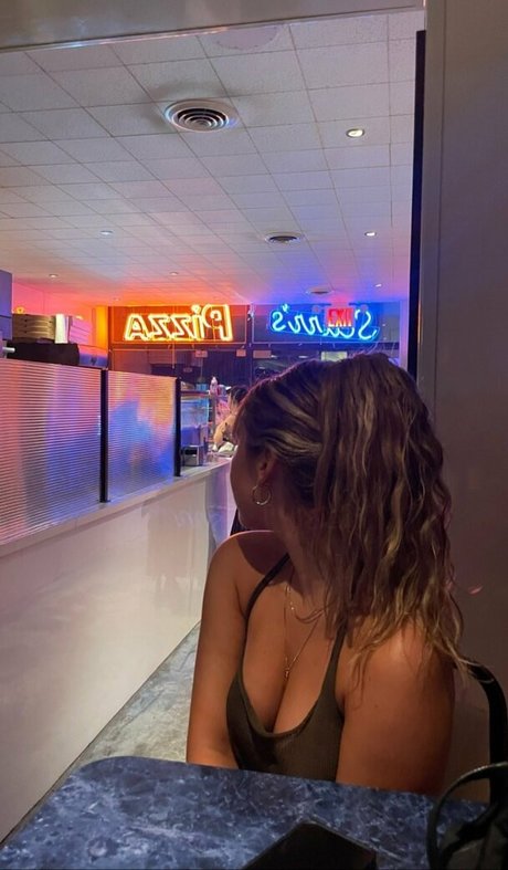 Genevieve Hannelius kunst heiße galerie