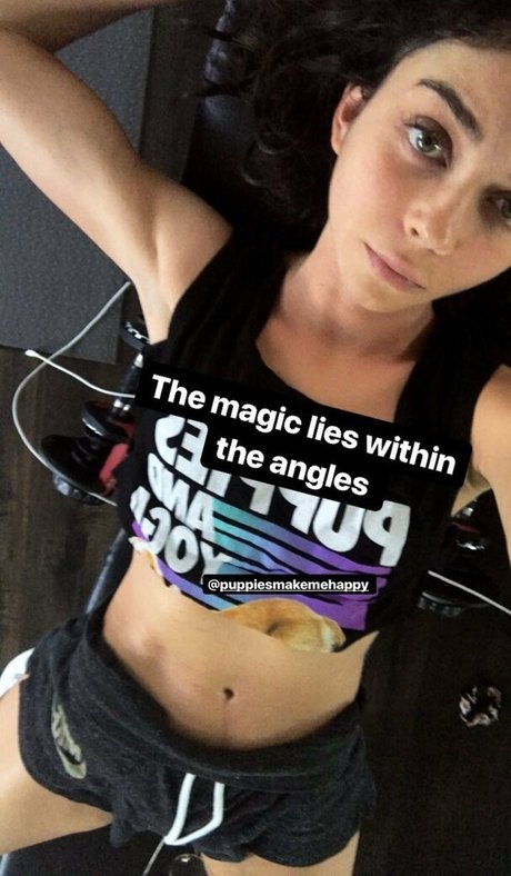 Sarah Hyland xxx kunst archiv