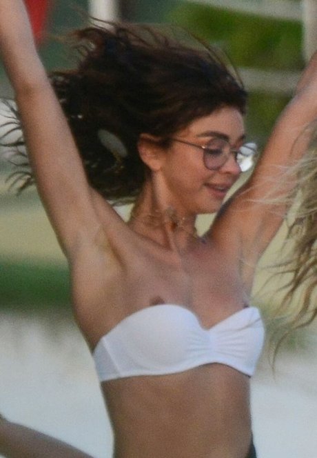 Sarah Hyland erwachsene bilder
