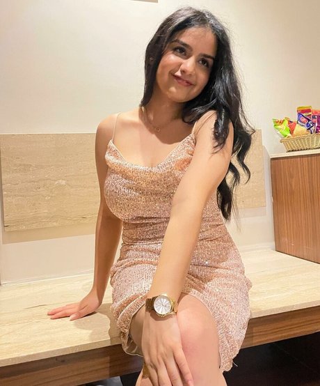 Aarushi Abrol Profilbild