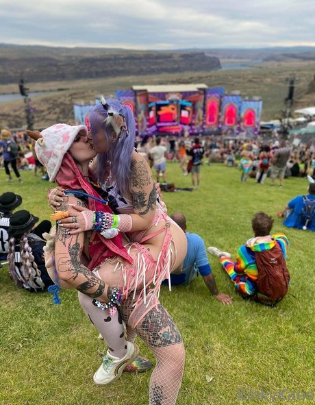 kinkykaoskings exklusive erotische archiv