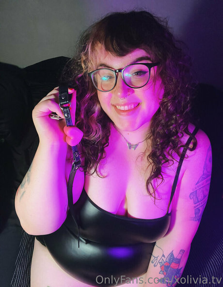 xolivia tv beste nackte galerie