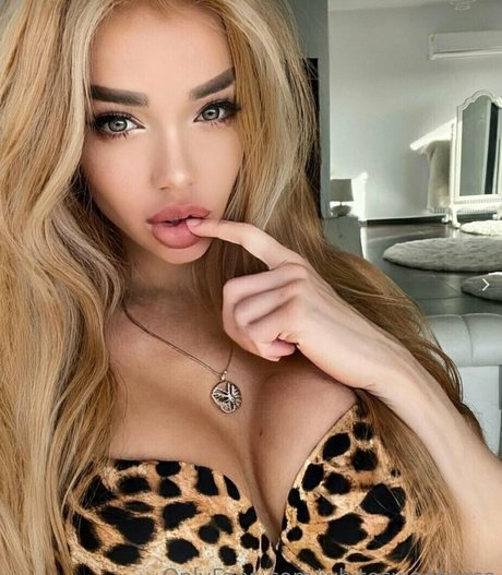 whitesweetness model nacktheit galerie