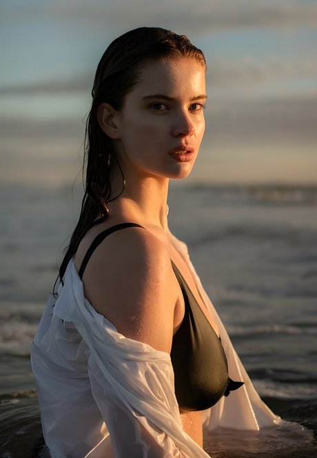 Benthe Ten Broek top foto