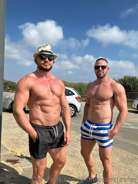 Elon Essexteaser schauspielerin freie archiv