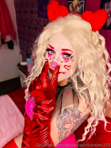 Daniellapinkdream333 pornostar nackt galerien