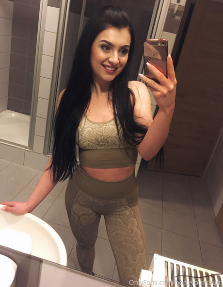 belladiablo pornostar top bild