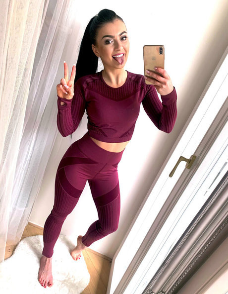 belladiablo erwachsene nackt galerien