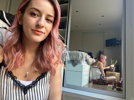 Miss Manganese ASMR hübsche pornografische bilder