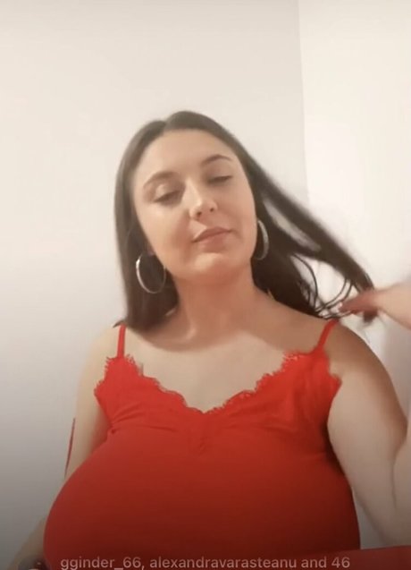 Andreea Buga pornographische galerie