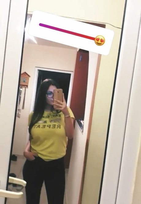 Andreea Buga nacktheit schöne foto