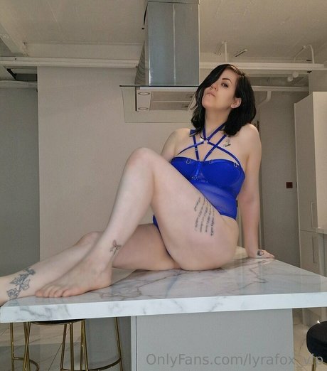 lyrafox free heiße erwachsene fotos