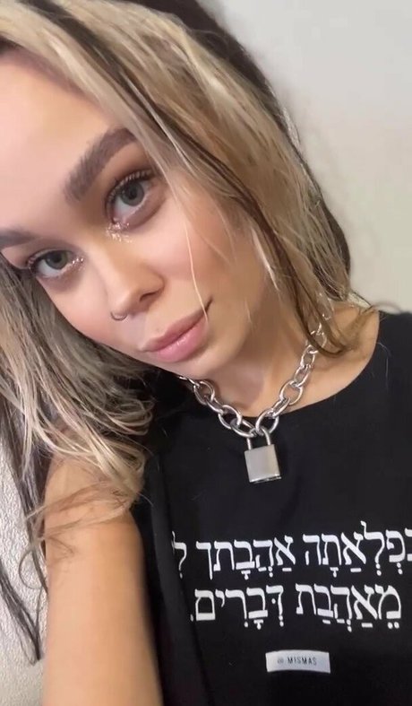 Ami Young erotische hd bild