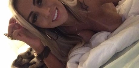 Juju Ferrari kunst pornografische bild